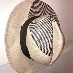 Carpineto Positano straw black and white hat